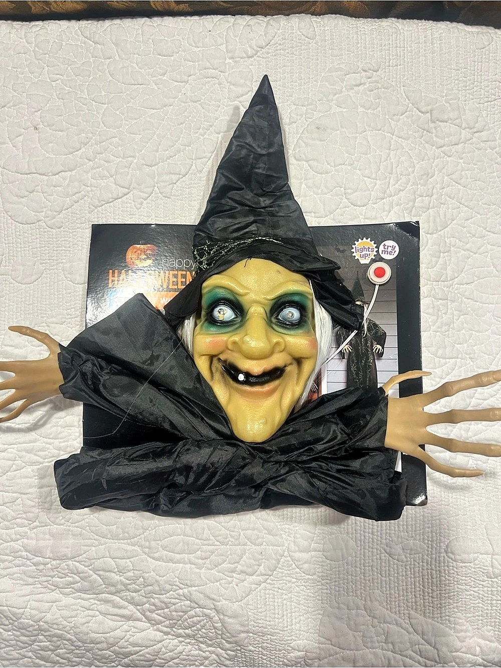Happy Halloween Walgreens 3ft LED Witch Prop Decoration Light-Up Eyes
